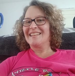 Meet your Posher, Alison